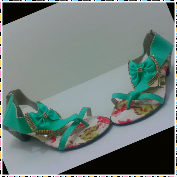 Sandalia Verde Floral Comfort Tamanho 37